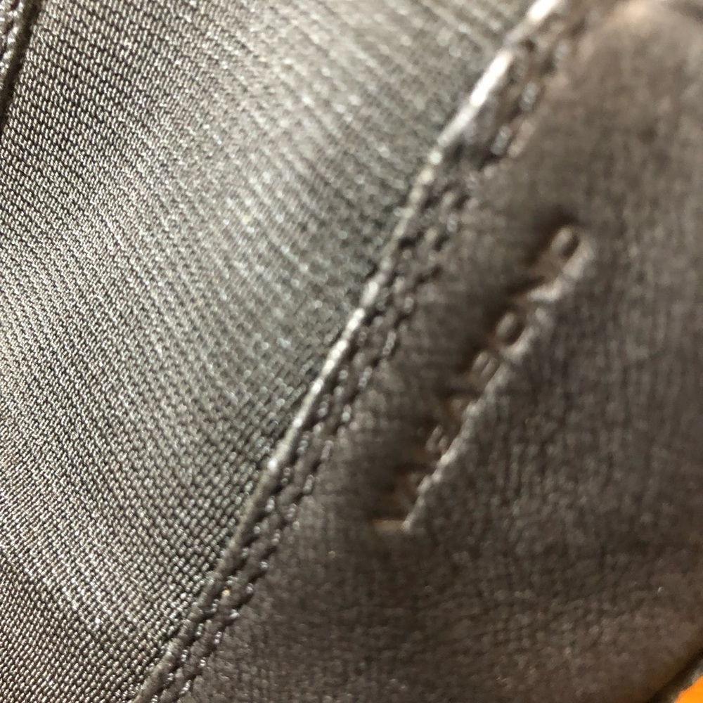 Vagabond Grace black Nubuck Chelsea ankle boots. - Picture 10 of 10